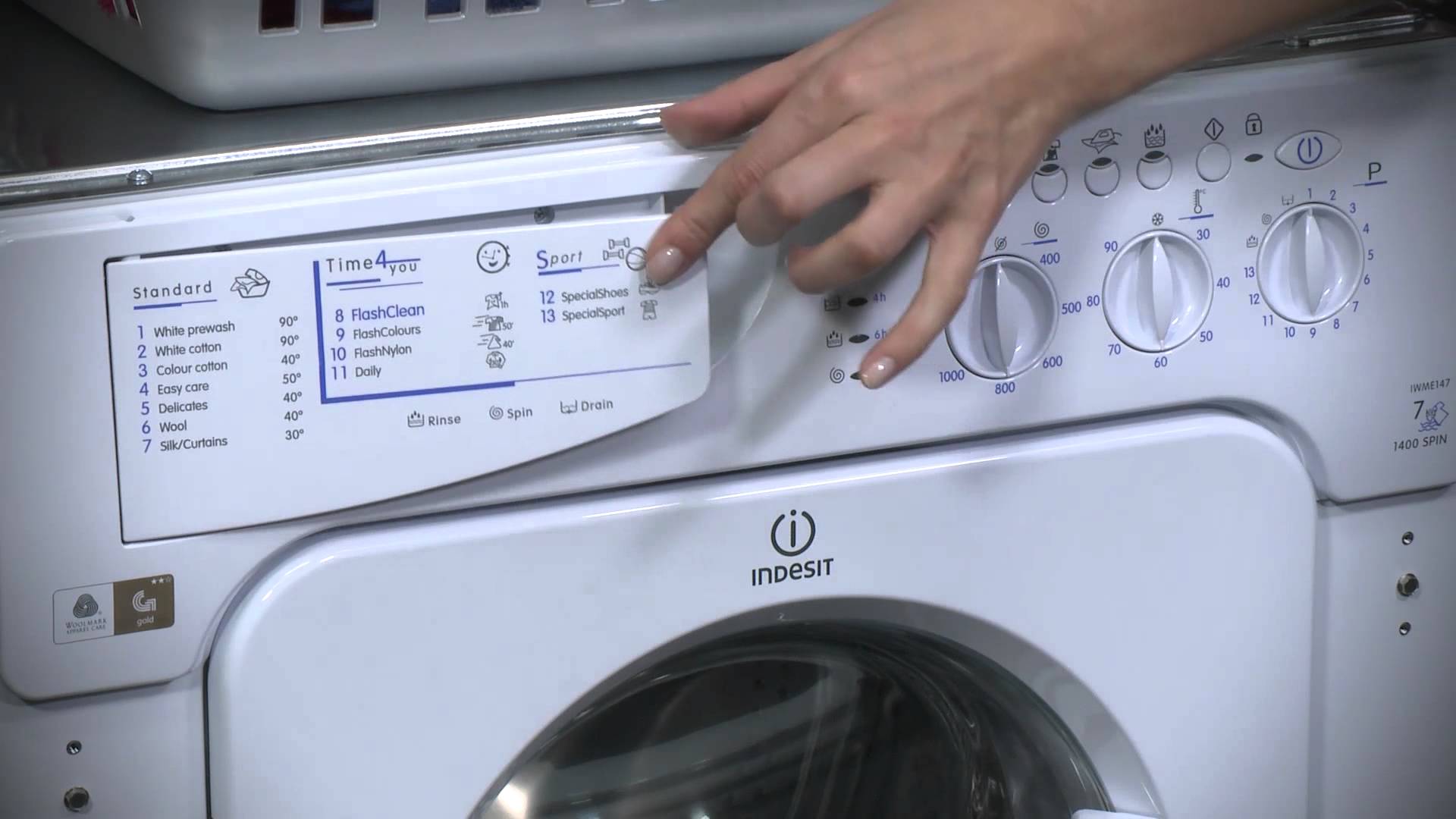 Коди помилок пральних машин Indesit (Індезіт)