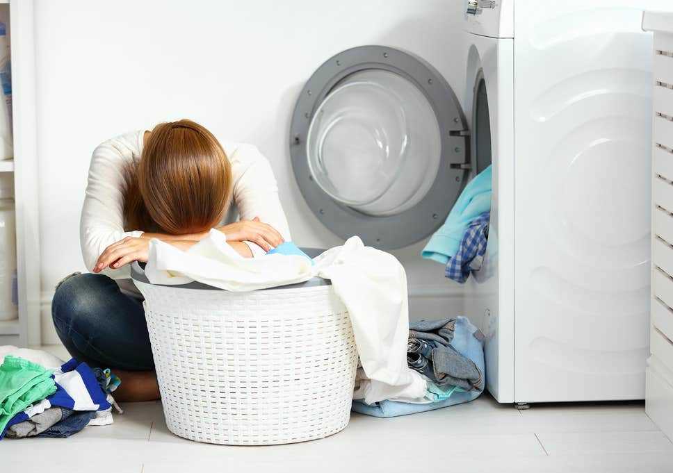 При включенні пральної машини вибиває УЗО (автомат)