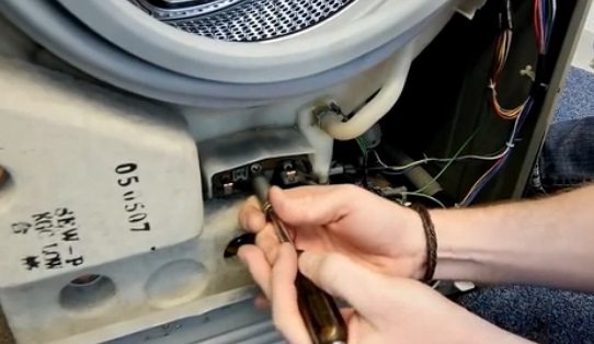 Как заменить нагревательный элемент в стиральной машине