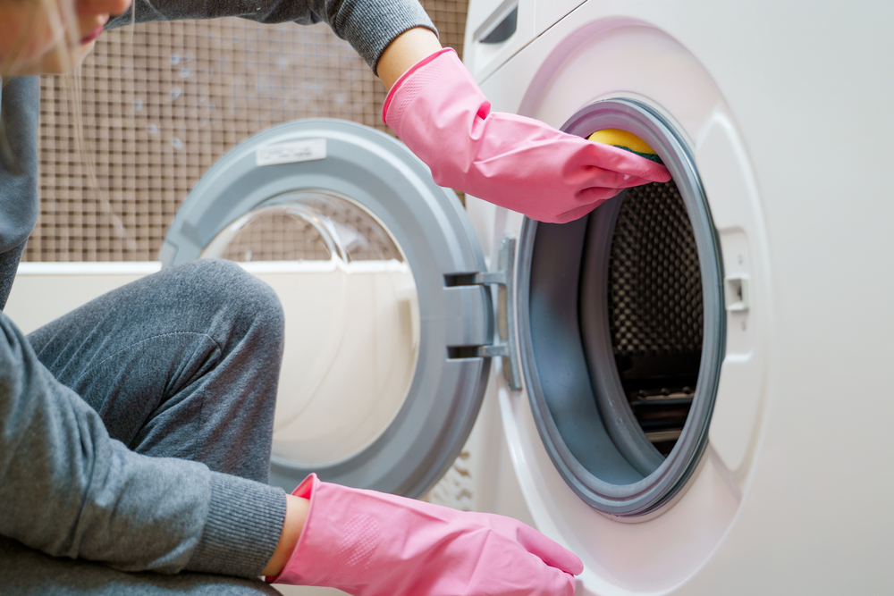 Очищення гумового ущільнювача – поради для пральних машин